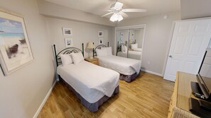 Condo, 2 Bedrooms - Seacrest 204 2 Bedroom Condo by RedAwning (Fort Walton Beach)