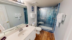 Studio | Bathroom | Towels