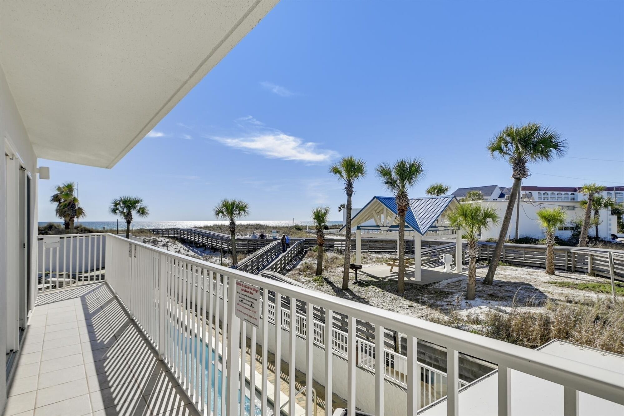 Condo, 2 Bedrooms | Property grounds