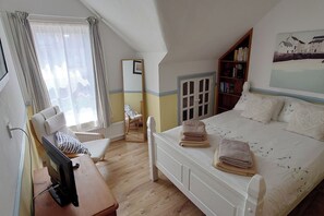 4 Schlafzimmer, Bügeleisen/Bügelbrett, kostenloses WLAN, Bettwäsche