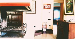 Interior - Guardiana del Castello (Otranto)