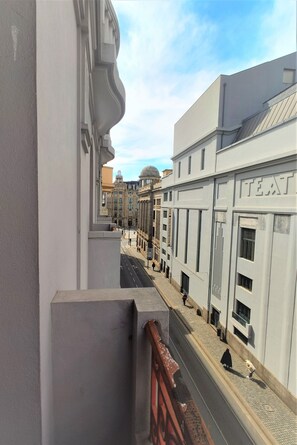 View from room - Rivoli Cinema Hostel (Porto)