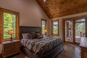5 habitaciones, tabla de planchar con plancha y wifi gratis 