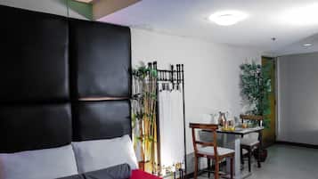 Deluxe Room by Sprout