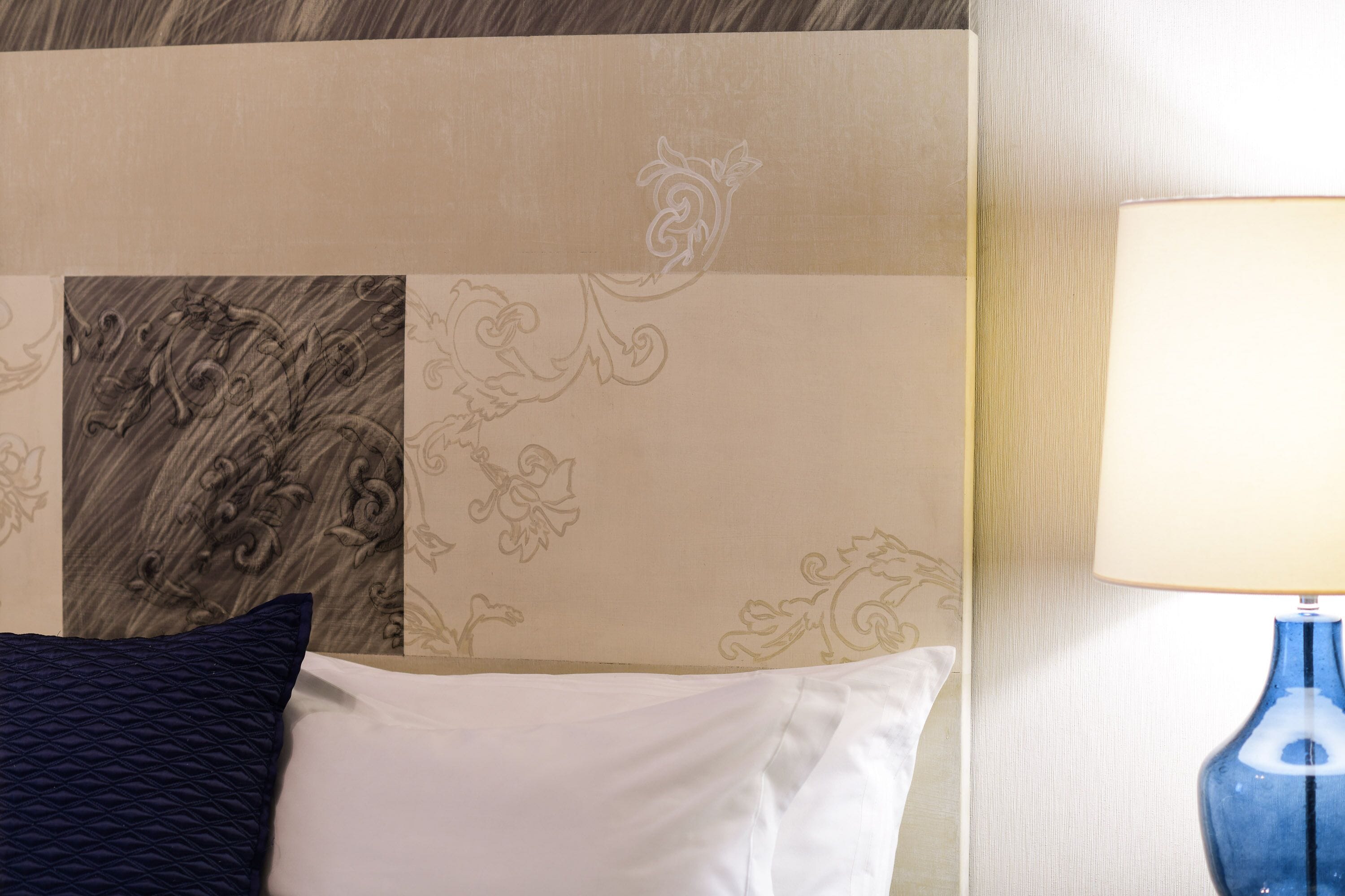 suite | 1 bedroom, in-room safe, individually decorated, desk