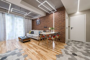 Luxe appartement | Woonruimte | Flatscreentelevisie