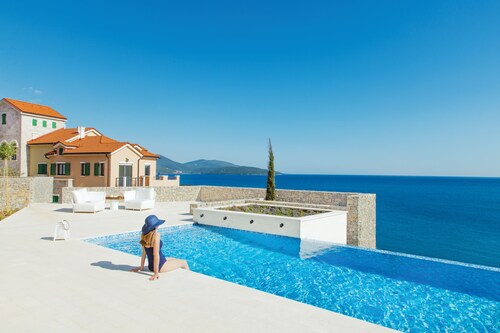 Lustica Bay Marina apartament (F-711)
