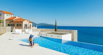 Lustica Bay Marina apartament (F-711)