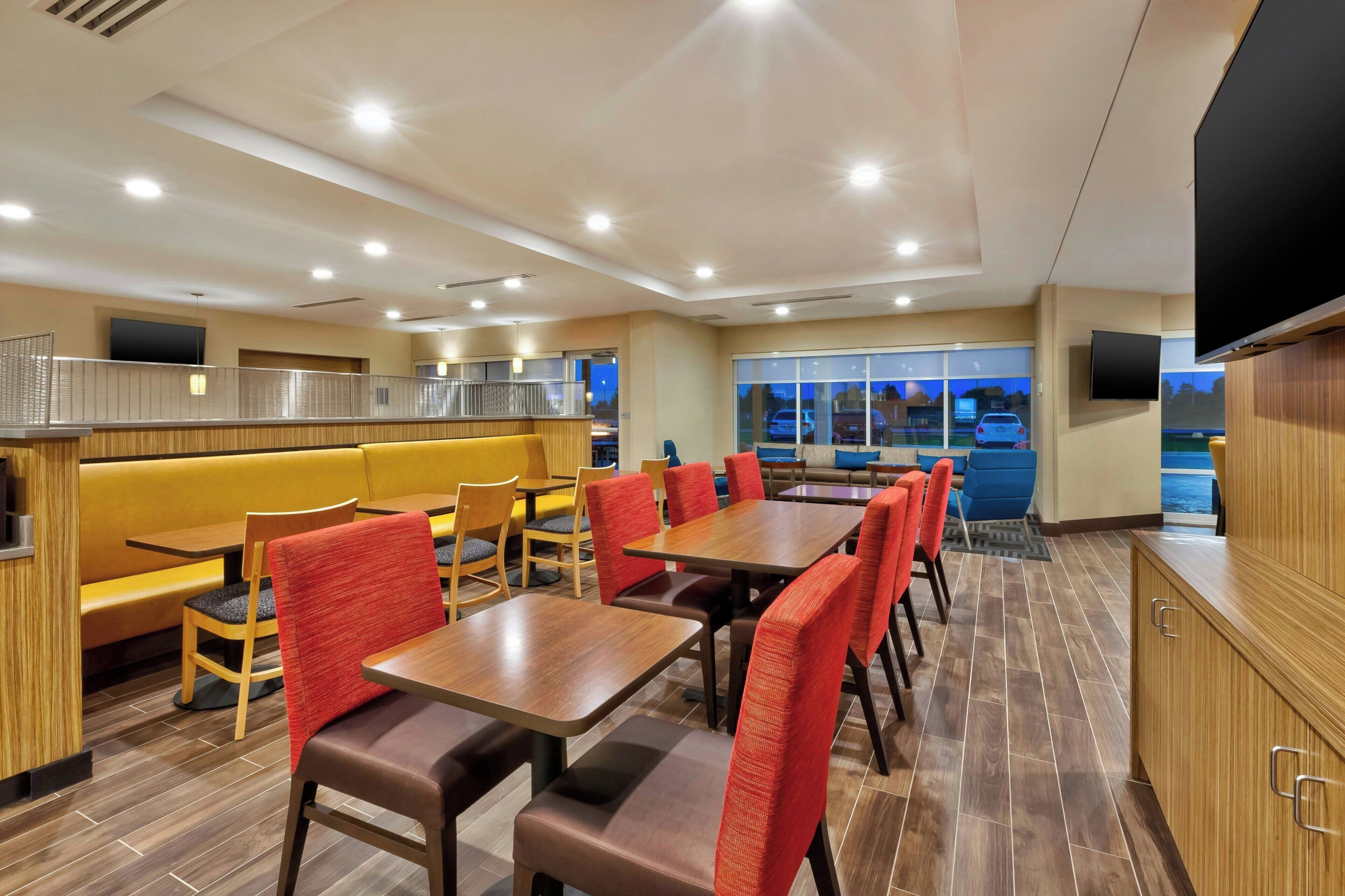 Photo - TownePlace Suites by Marriott Grand Rapids Airport Southeast