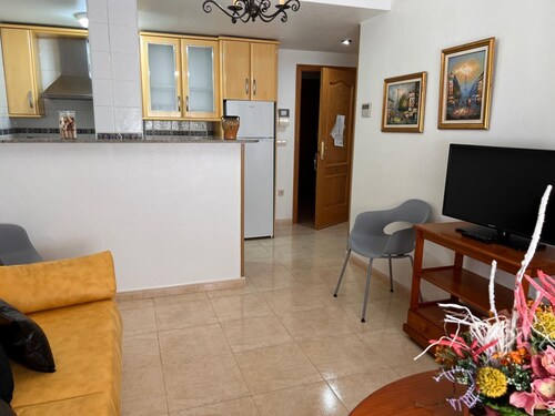 1 BEDROOM APARTMENT