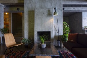 包含每日自助早餐