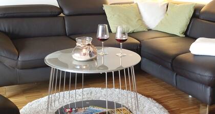 Ferienwohnung Seenland, Nähe Strand und Jachthafen