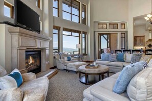TV, fireplace, offices - Abode at Alpine Penthouse, ski-in/ski-out, sauna, pool & gym (Park City)