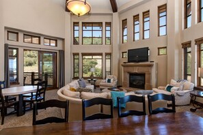 TV, fireplace, foosball, table tennis