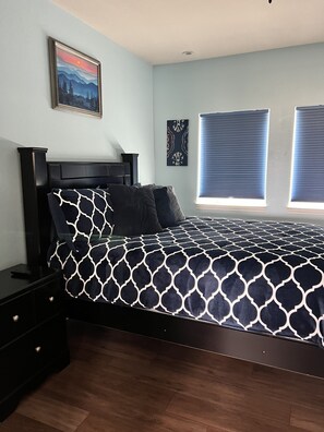 3 bedrooms, iron/ironing board, free WiFi, bed sheets