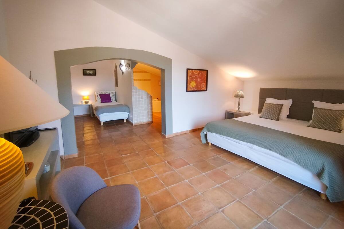 Dobbeltrom – standard, privat bad (El Miura)