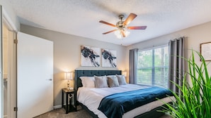 Unclassified image, 4 of 31, button - CP-514: Luxury Clearwater Apartment (Clearwater)