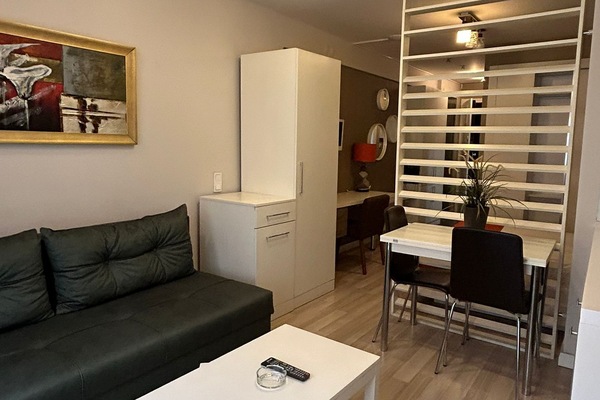Double Room | Living area | 40-inch TV with satellite channels