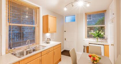 Harlow View, Harrogate - 2 bedroom apt. Dog Friendly. Free Parking.