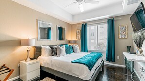 Apartment | 2 bedrooms, desk, laptop workspace, iron/ironing board - BC-324: Channelside Luxury Apartment (Tampa)