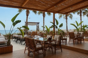 Café da manhã e jantar