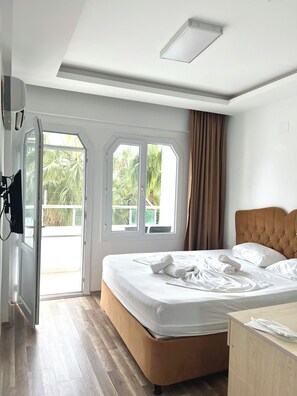 Chambre Double Standard | Bureau, Wi-Fi gratuit