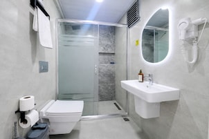 Ducha y cabezal de ducha con hidromasaje