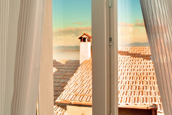 Suite Deluxe Isola Polvese | Interior