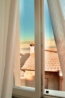 Suite Deluxe Isola Polvese | 住宿内部