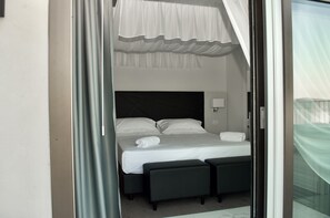 Panoramic Suite | 1 bilik tidur, peralatan tempat tidur premium, bar mini, meja