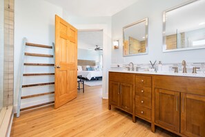4 bedrooms, memory foam beds, desk, iron/ironing board