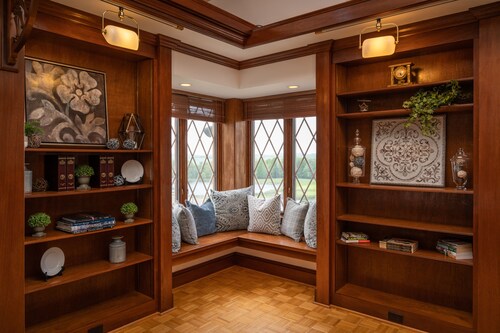 Estate at Fly Creek