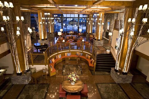 Luxury Studio Ski-in Ski-Out, Hiking, Mtn Biking, Golf, Fishing