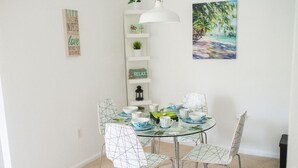Condo | Dining room - AC-311: Cozy Clearwater Condo (Clearwater)