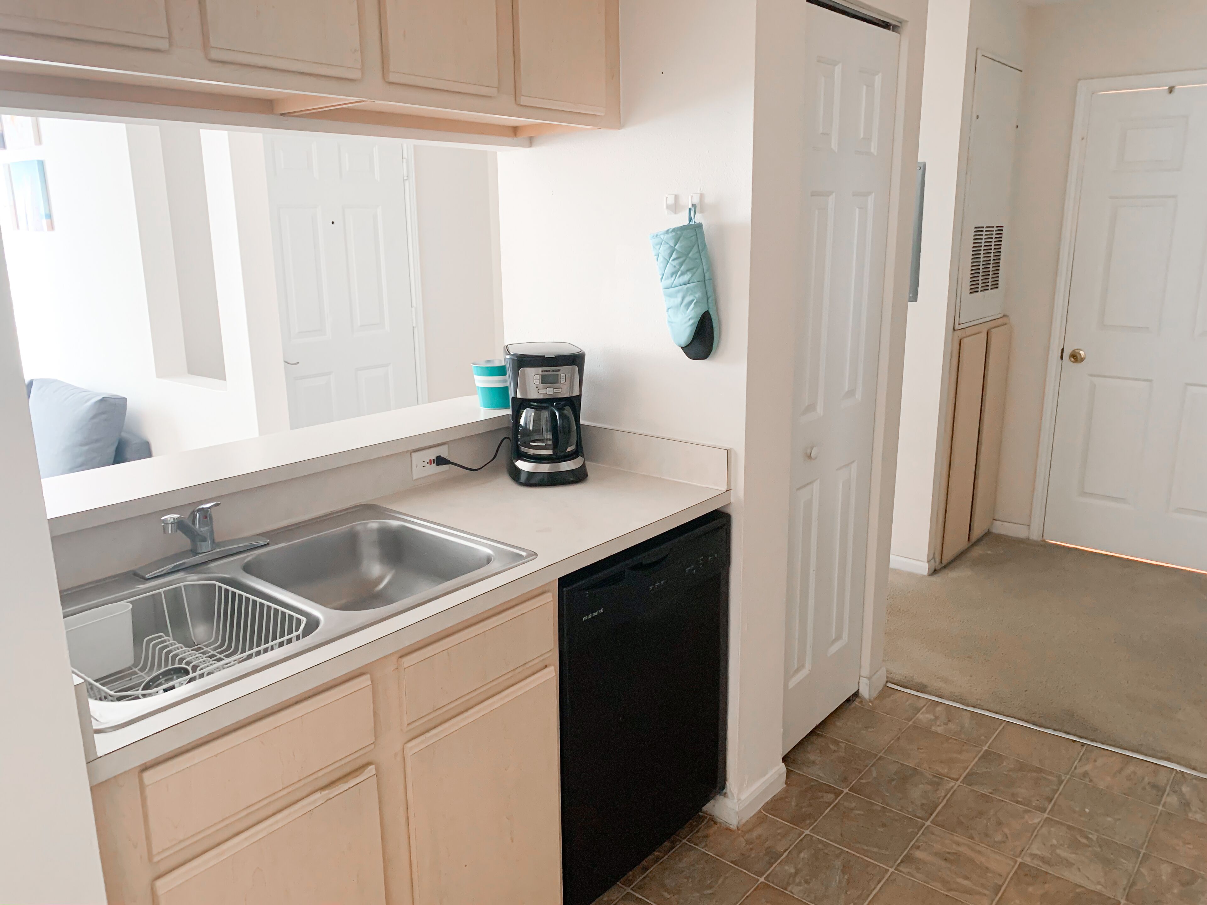 Condo | Private kitchen