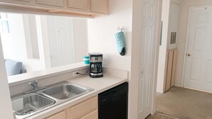 Condo | Private kitchen - AC-615: Clearwater Cozy Condo (Clearwater)