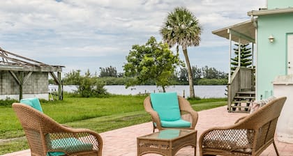 Riverview cottage