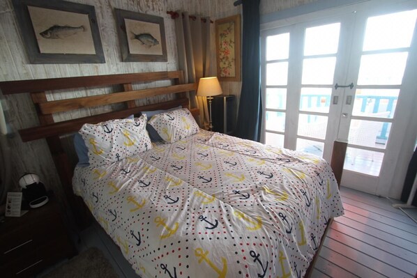 1 dormitorio, caja fuerte, tabla de planchar con plancha y Internet