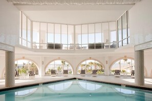 Indoor pool, outdoor pool