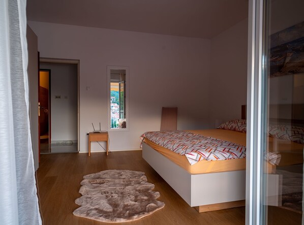 3 bedrooms, Internet, bed sheets