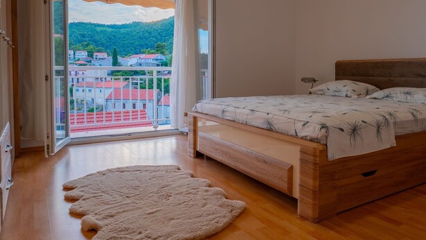3 bedrooms, Internet, bed sheets - Apartments Peselj-Three Bedroom Apartment with Terrace and Sea View (Smokvica)
