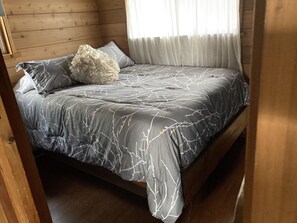 2 sovrum, strykjärn/strykbräda, wi-fi och sängkläder