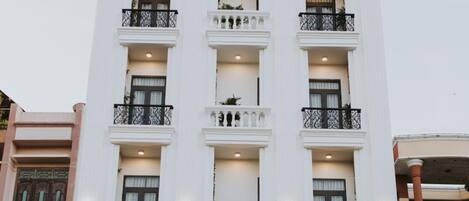 Fachada de la propiedad