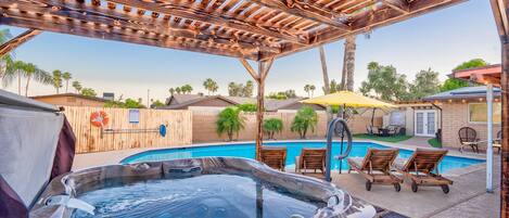 Outdoor pool, a heated pool