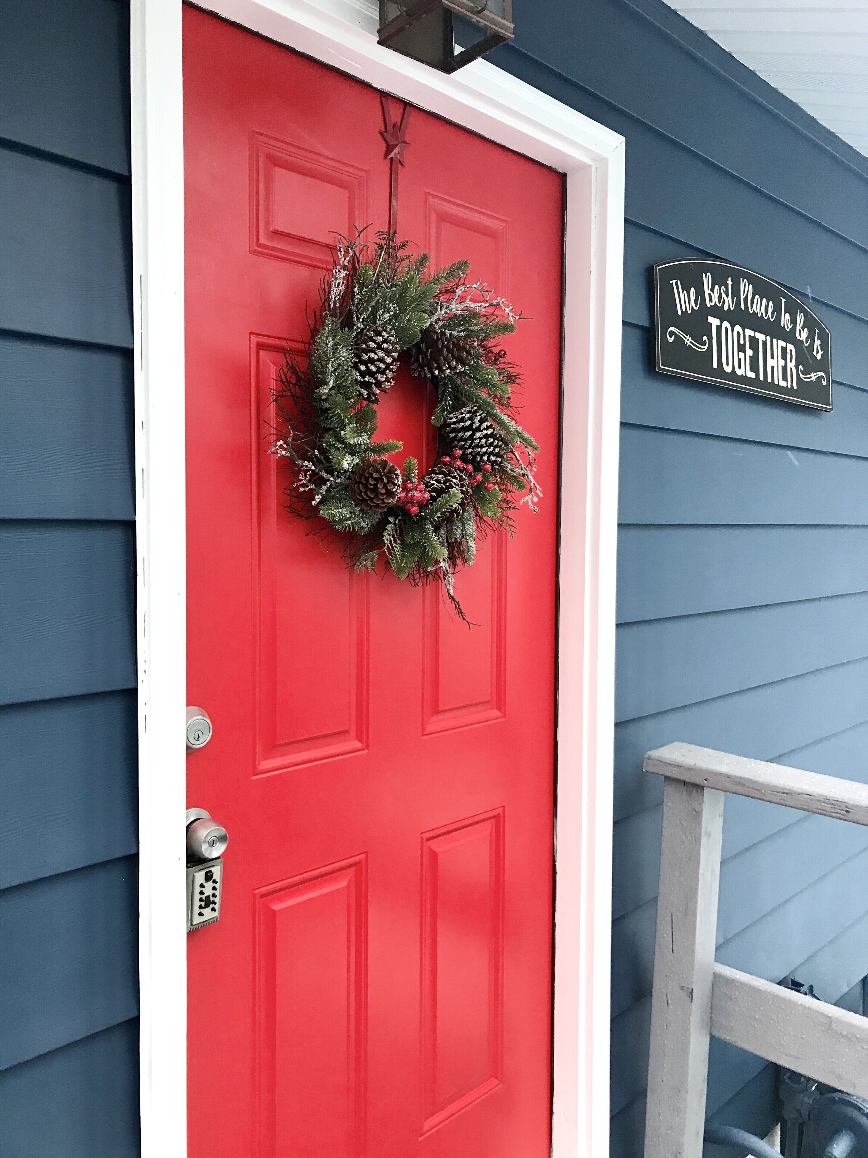 T&J Cozy Cottage on Crooked River - Enjoy a family or romantic getaway 