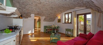 Liano Iris - Terrace & parking place, Gargnano, Italy