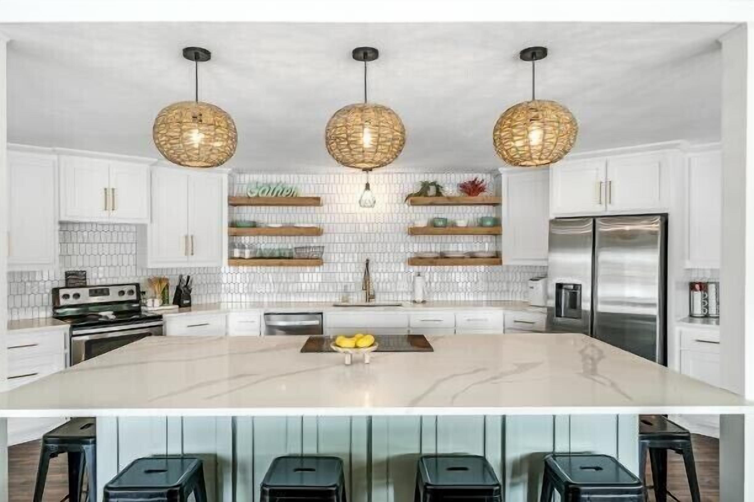 冰箱、微波炉、烤箱、炉灶