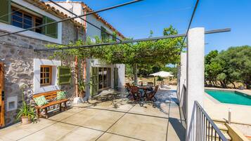 Restauration extérieure