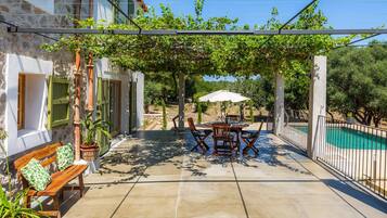 Restauration extérieure