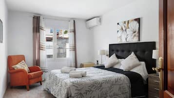 3 bedrooms, iron/ironing board, free WiFi, bed sheets